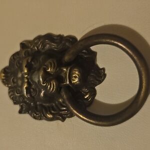 Belwith Antique Brass Lion Head Cabinet Pulls
